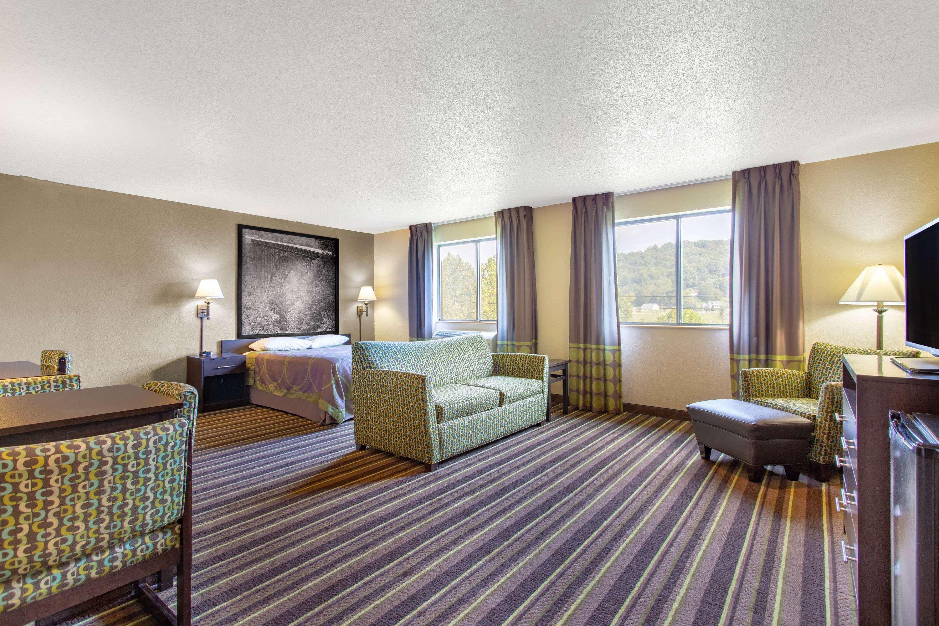 Super 8 By Wyndham Weston Wv Hotell Eksteriør bilde