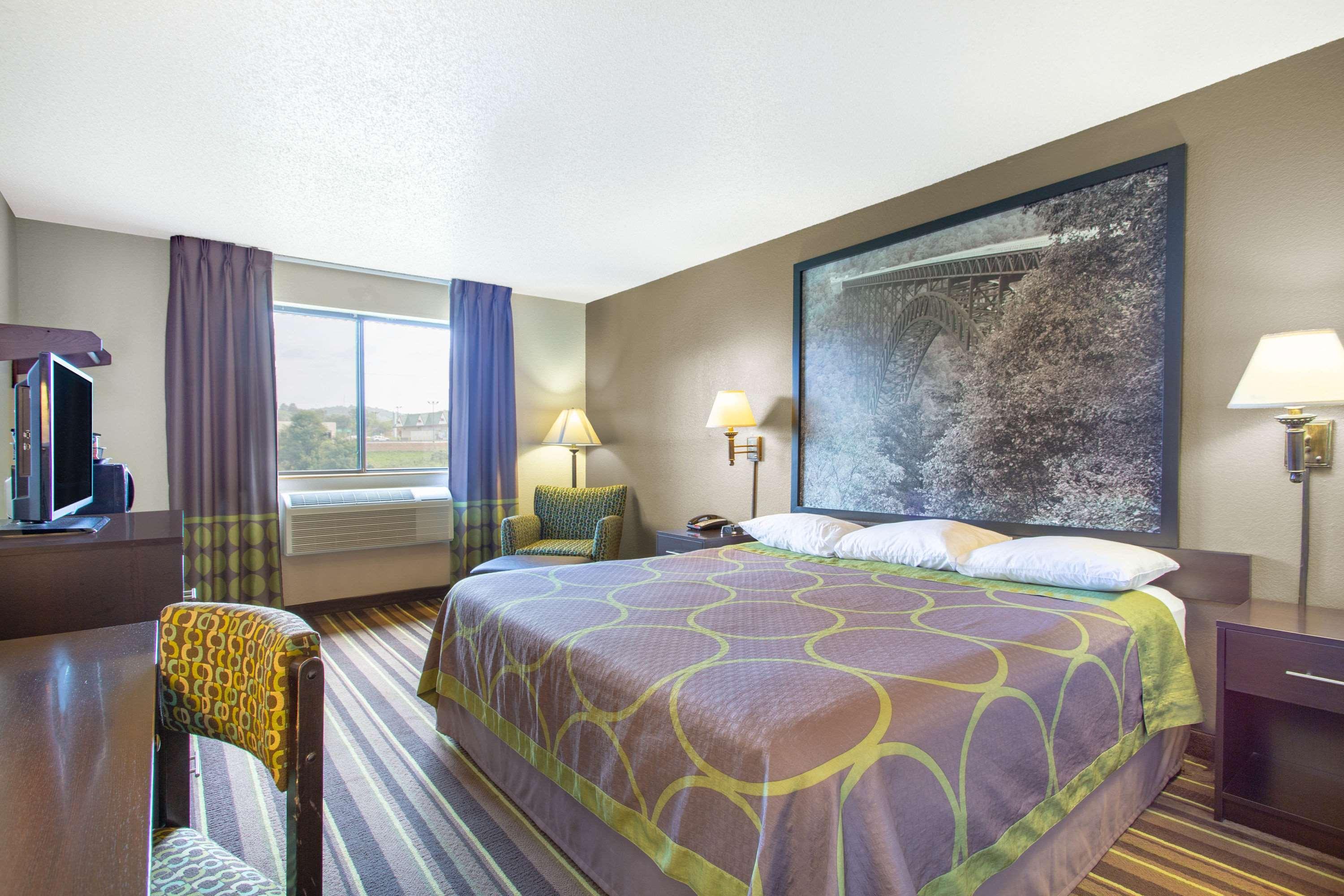 Super 8 By Wyndham Weston Wv Hotell Eksteriør bilde